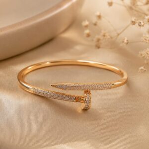 Golden Edge Bracelet